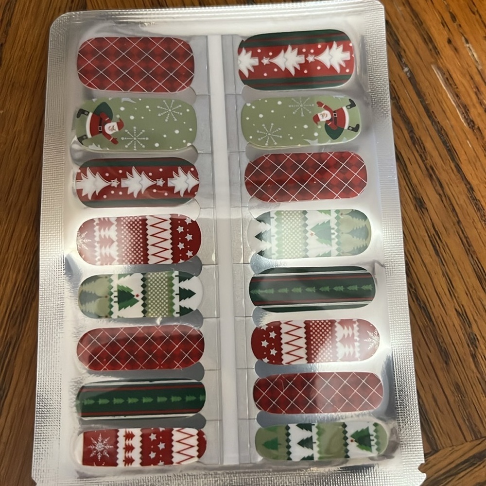 6 Colorful Nail Wraps Set - Picture 6 of 8